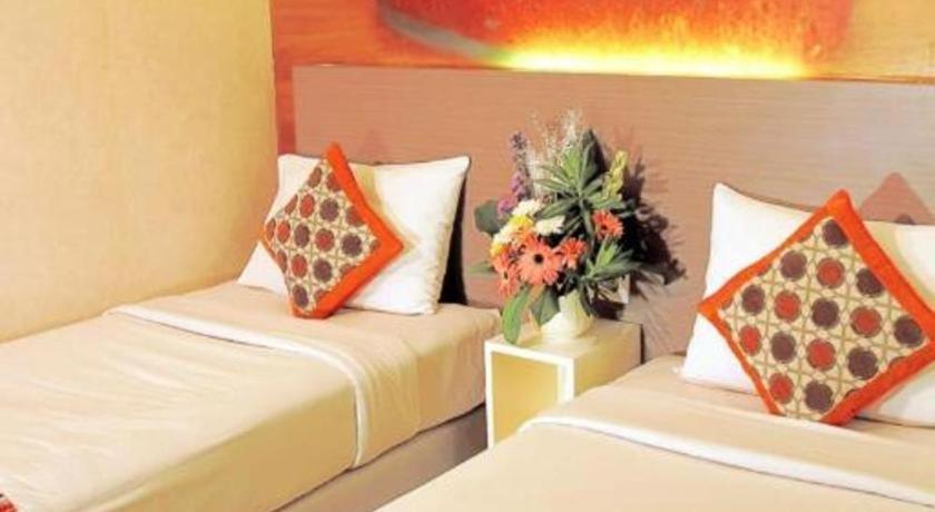 Clay Hotel Jakarta Exterior foto