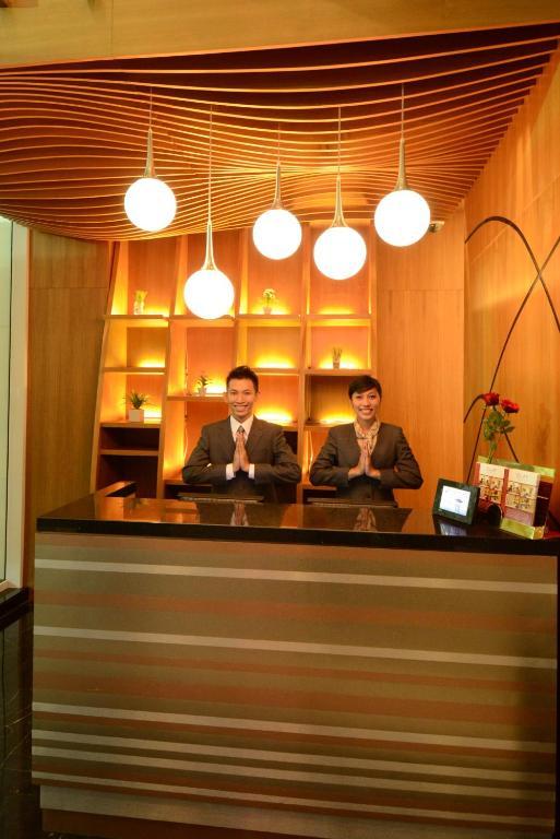 Clay Hotel Jakarta Exterior foto